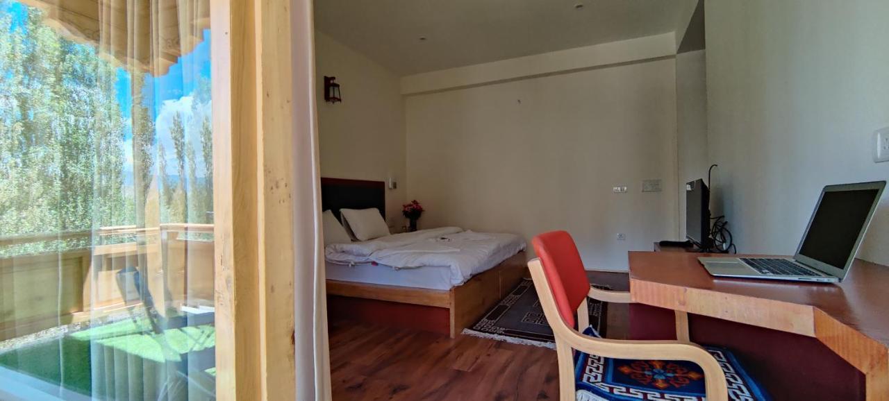 Rock Castle Residency Hotel Leh Exterior photo