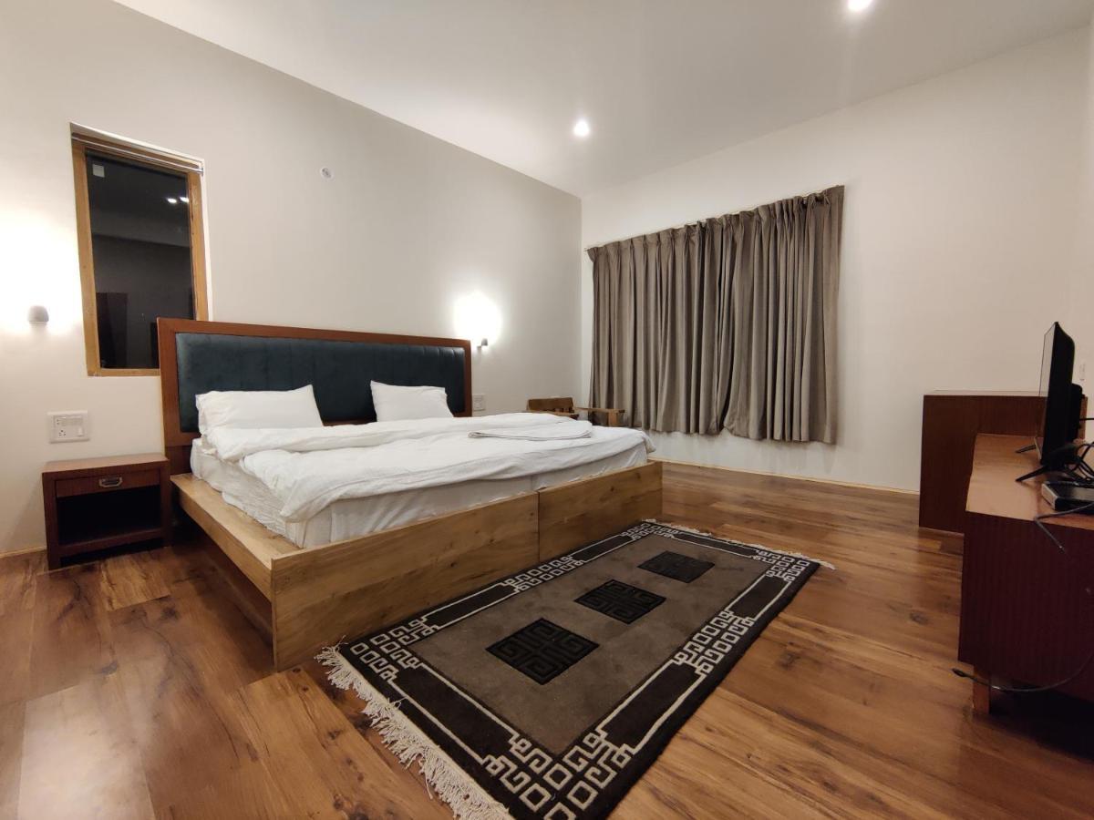 Rock Castle Residency Hotel Leh Exterior photo