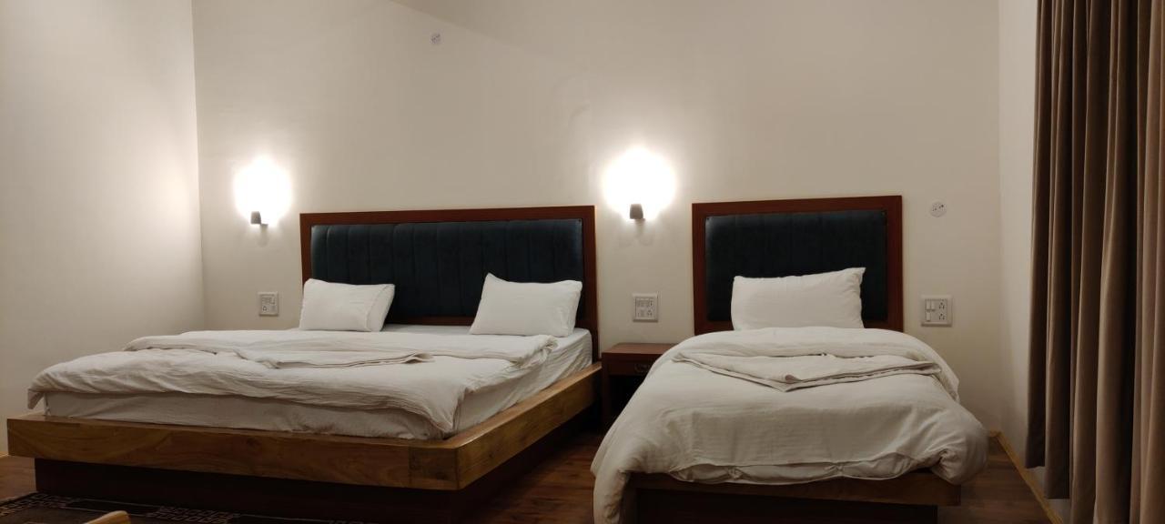 Rock Castle Residency Hotel Leh Exterior photo